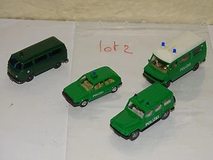 N°2    WIKING  LOT DE 4 VEHICULES DE POLICE ALLEMANDE POLIZEI ECHELLE HO - Picture 1 of 4