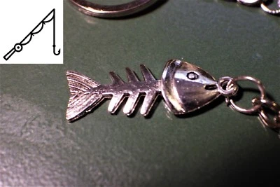 РЫБЬЯ КОСТЬ Большая Голова бонз лодка Брелок Брелок Рыбалка Легкий Подарок  - Изображение 1 из 4