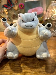 Pokemon Center Original Plüschtier Pokemon passt Blastoise 8"" - Bild 1 von 9