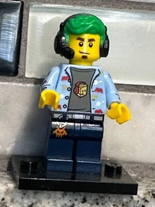 LEGO CMF Videojuego Campeón Coleccionable Minifigura Gamer Series 19 - 2019 - Imagen 1 de 9