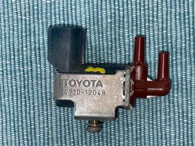 88-90 Toyota Tercel 1.5L Vacuum Switching Valve 90910-12048 Japan OEM Tested - Image 1 of 2