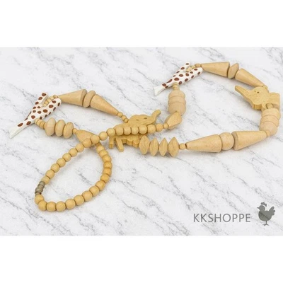 Collar de animales de madera tallada con acento de lunares elefante jirafa Foto 1 de 4