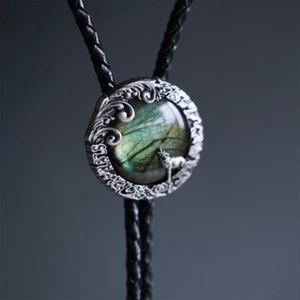 Vintage Silver Labradorite Stone Wolf Bolo Tie Each Stone is Unique - Picture 1 of 12