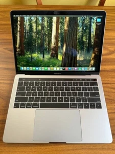 Macbook Pro 2019 A2159 8GB 13.3 Retina Touch Bar Sequoia 15.1 - Foto 1 di 6