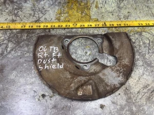 02-09 Trailblazer Right Passengers Side Front Brake Dust Shield - Foto 1 di 11