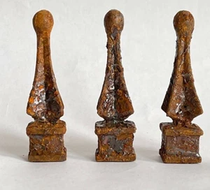 3 Solid Cast Iron Steeple Finials Architectural Rust & Paint Finish Decor Fence - Picture 1 of 3