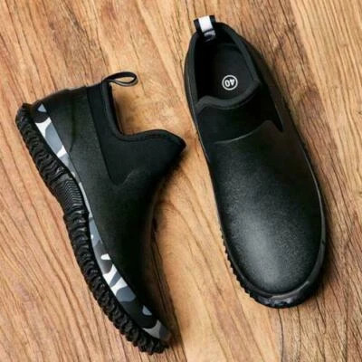 Botas de lluvia al tobillo camufladas para hombre Zapatos impermeables Pesca informales Cómodas elegantes Foto 1 de 4