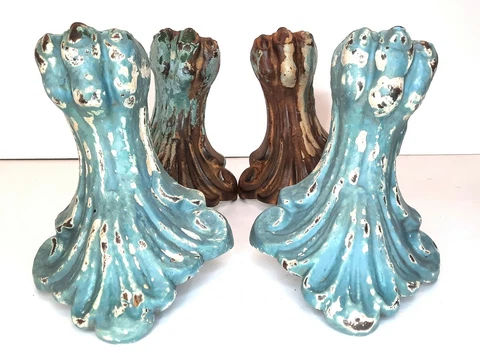 Clawfoot Tub Legs - Lion Paw - Cast Iron, Chippy Light Blue/Turquoise - 1903 Cover