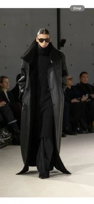 Abrigo de piel de oveja Saint Laurent para hombre. 50/40. $14000 Foto 1 de 4