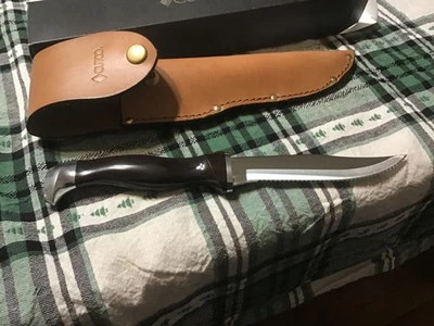 Cuchillo de hoja fija dentada Cutco 1769 con funda de cuero nuevo en caja peces de caza Foto 1 de 4