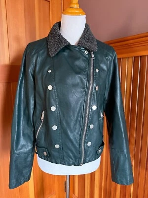 JOLT Chaqueta Estilo Moto Cuero Sintético Verde Oscuro con Cuello Polar L/XL Foto 1 de 4