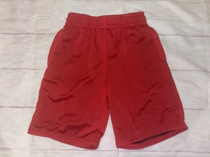 Pantalones cortos deportivos rojos medianos 8 Athletic Works para niños - Imagen 1 de 2