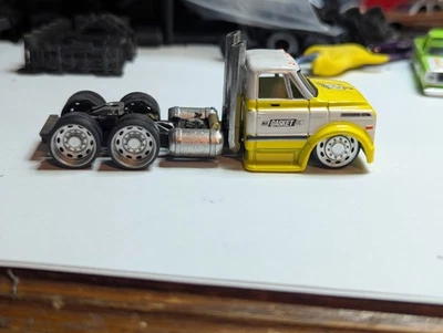 1/64 Scale Custom 3D printed M2 C-60 Tandem Axle Base/Wheels (Updated Version) - Image 1 of 4