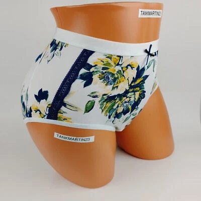 Bragas calzoncillos completas extra suaves Lane Bryant Cacique Plus 18/20 blancas florales Foto 1 de 4