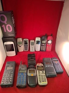 Téléphone portable à clapet Motorola StarTac MG1-4E12 noir offre groupée bl - Photo 1 sur 16