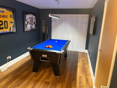 LED Pool Table Light - Image 1 of 4