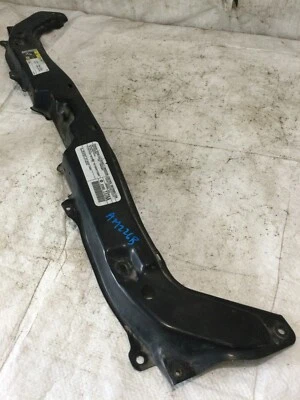 Рама поперечного сечения 2015 Chrysler Town & Country от оригинального производителя - Изображение 1 из 4