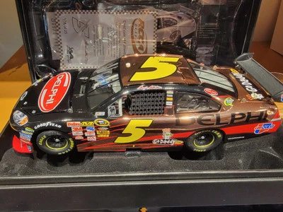 Mark Martin #5 Delphi 2010 autografiado - 1:24 Elite Impala cuna cobre #14/25 Foto 1 de 4