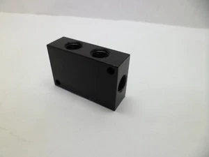 ALUMINIUM 5 LOCH VERTEILERBLOCK 4 LÖCHER 1/4 ZOLL NPT. & 1 LOCH 1/8" NPT. GEBRAUCHT - Bild 1 von 8
