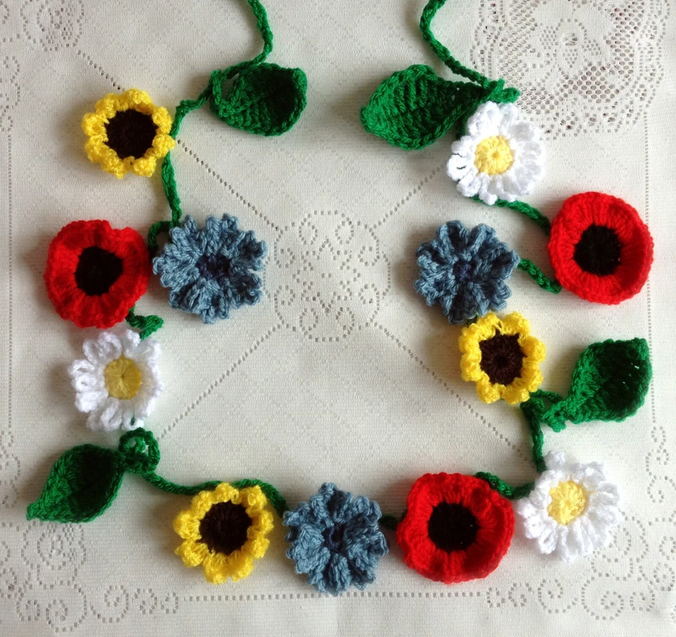 Guirnalda de flores de ganchillo margarita girasol amapola banderín casa pared puerta cámper furgoneta Foto 1 de 1
