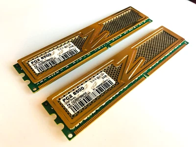 Mémoire Ram - DDR2 - OCZ Gold Series - PC2 8500 - CL 5-5-6@2.10v - 2x2GB = 4GB - Photo 1/4