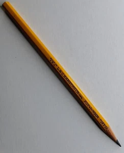 Vintage Koh-I-Noor L&C Hardtmuth Offset 656 Pencil Sharpened - Picture 1 of 2