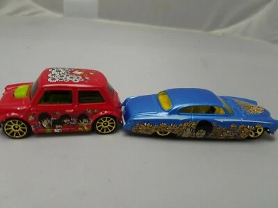 Coche de juguete Morris Mini Hot Wheels y Blue Beatles The Beatles Mattel dos coches Foto 1 de 4