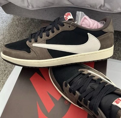 Jordan 1 Retro Low OG  Travis Scott Mocha Men Size: 9.5,‼️Fast Ship‼️ CQ4227 001 - Image 1 of 4