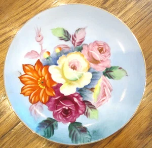 Precioso plato de postre pintado a mano jardín floral de 6" marcado trébol japonés en la espalda - Imagen 1 de 2