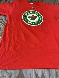 Minnesota Wild Zach Parise #11 NHL Hockey Reebok T-shirt Sz Medium Med - Picture 1 of 12