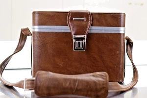 Estuche rígido de cuero para cámara vintage - Imagen 1 de 5