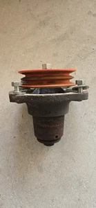 Conjunto de husillo Kubota ZD326 / ZD331 K5668-97600 - Imagen 1 de 4