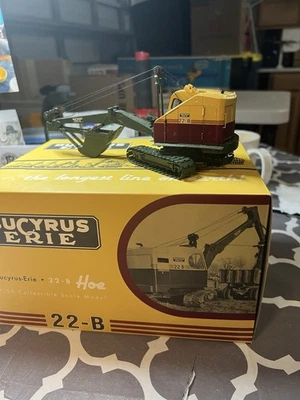 bucyrus Erie 22B  excavator1/50  - Image 1 of 3