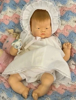 Muñeca vintage Vogue Baby Dear 18" Eloise Wilkins 1960, con vestido original, sin cordones Foto 1 de 4