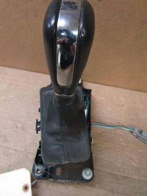 13 14 15 16 17 18 19 Lincoln MKT Automatic Transmission Shift Gear Shifter Knob - Image 1 of 4