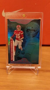 2022 Panini Illusions Patrick Mahomes II Teal Blue Refractor /35 - Picture 1 of 2