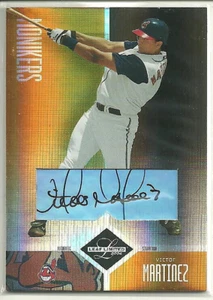2004 Leaf Limited Victor Martinez Monikers # 159 SP RARE Auto Card # 09/10 - Picture 1 of 2