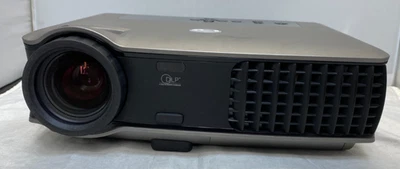 Dell 5100MP  Multimedia Projector 3,300 Lumens (ANSI)1 / 2,640 Lumens - Image 1 of 4