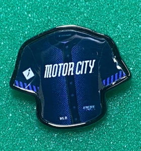 DETROIT TIGERS - CITY CONNECT JERSEY ANSTECKNADEL - MOTOR CITY - Bild 1 von 1