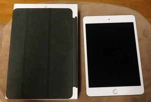 Apple iPad mini 4 Generation 32 GB, silber in OVP - Bild 1 von 4