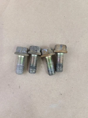 Soporte de pinza de freno trasero Acura Integra EG Civic 1994-2001 para perno de husillo 4x Foto 1 de 3