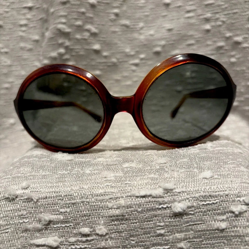 Vintage Oval Mod Sunglasses Oversized Tortoiseshell 1960s Retro Made In Italy - Image 1 of 4