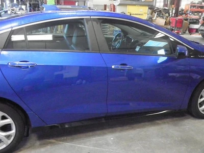 Conjunto puerta delantera derecha Chevrolet Volt 2016-2019 azul 64720 4038 Foto 1 de 4