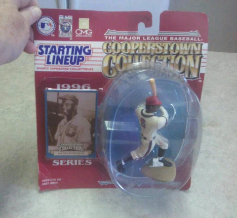 1996 Jackie Robinson Starting Lineup Figure Cooperstown Collection Unopened Cover