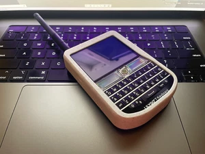 Lilygo T-Deck case w/GPS mod and SMA compatibility. Screws(included) Meshtastic