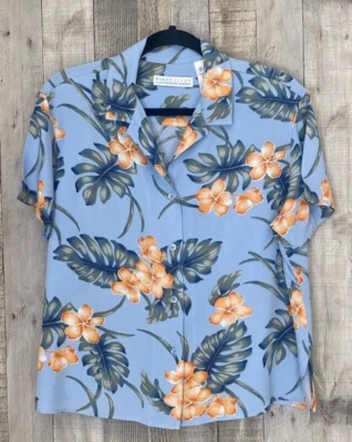 Blusa Liz C Primera Edición Lt Azul Hawaiana Floral Manga Corta Abotonada Talla L Foto 1 de 4