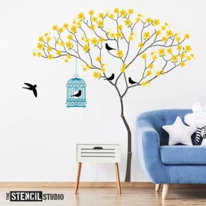 Baumschule Baum Wandbild Schablonen Paket - Dreieck Baum mit Vögeln & Blüten Schablonen Set - Bild 1 von 8