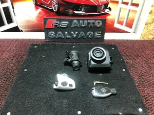 MERCEDES W204 C220D 2009 SET BLOCCO INTERRUTTORE ACCENSIONE 4DR CON PORTACHIAVI A2045451308 - Foto 1 di 5