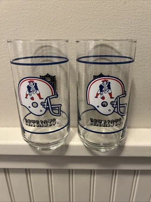 NFL 1980 New England Patriots "Pat the Patriot" (gafas móviles 16 oz) (paquete de 2) Foto 1 de 4