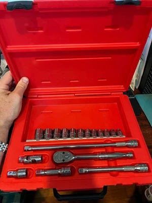 Snap-on 206AFSP 3/8 Drive General Service Set w/ Case & 212FMY Socket Set Metric - Image 1 of 4